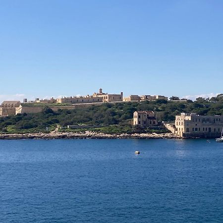 Apartmán Charming Central Townhouse In Sliema Steps From Promenade And Sliema Ferry Exteriér fotografie